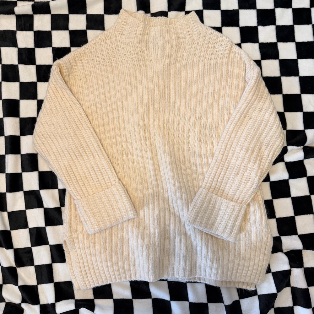old navy sweater